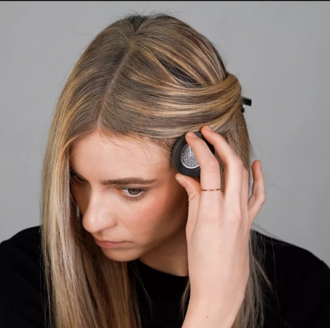 H641 INSTANT RETOUCH HAIR BRIGHT BRANZE barevný pudr pro zakrytí kořínků vlasů